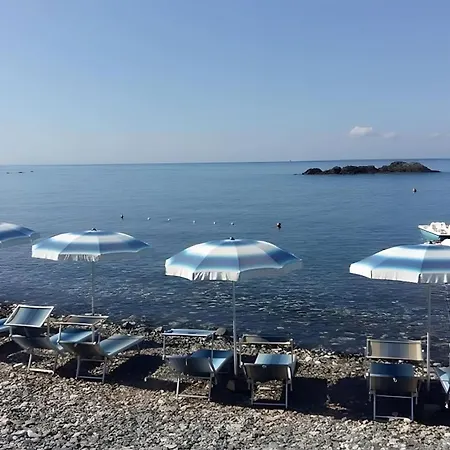 Casa Gaia Direttamente Sul Mare * Pomonte