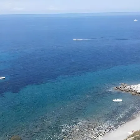 Casa Gaia Direttamente Sul Mare Помонте