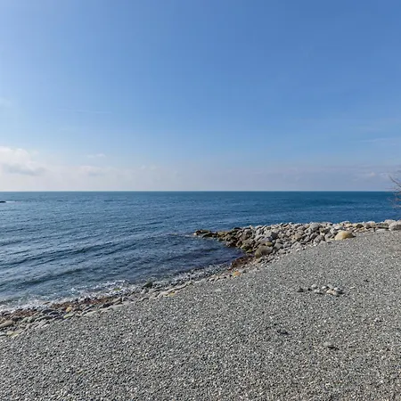 Casa Gaia Direttamente Sul Mare Апартаменты *