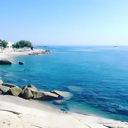 Casa Gaia Direttamente Sul Mare * Pomonte (Livorno)
